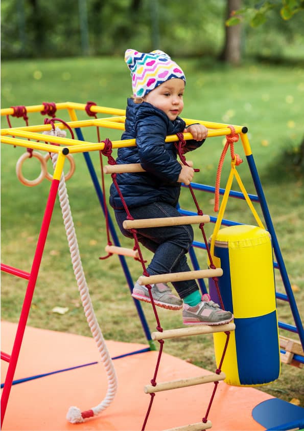 outdoor play activities for kids at Les Fanfans Nursery